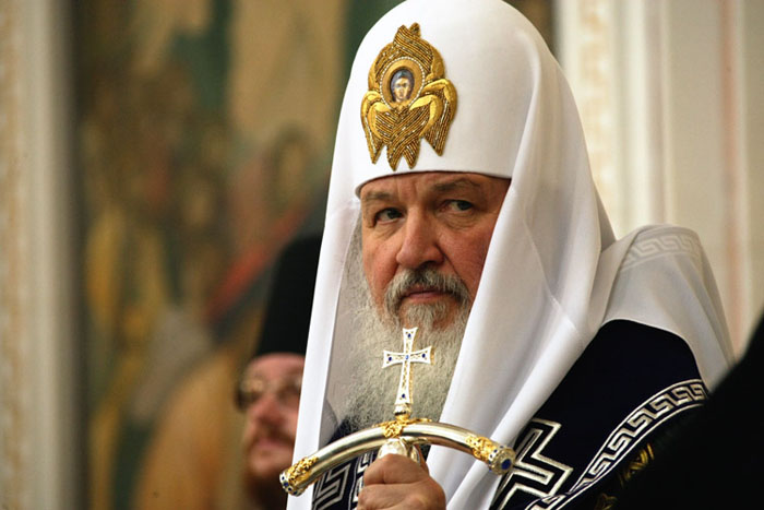 Патриарх наложил вето на сторонние заработки