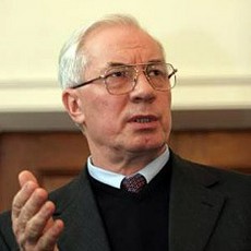 Патриарх Кирилл молится об успехах Н. Азарова
