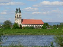 Нідеральтайх — екуменічний монастир у Німеччині