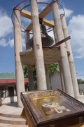 7-тонный колокол, отлитый донецкими мастерами, украсил храм Севастополя