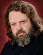 Волынский священник Олег Ведмеденко, собиравший «духовные стадионы», стал епископом