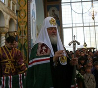 Патриарх Кирилл хочет, чтобы чиновники и священники были рабами народа
