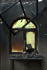 Курбан-байрам с горечью: в Крыму горят мечети, милиция расследует происшествия