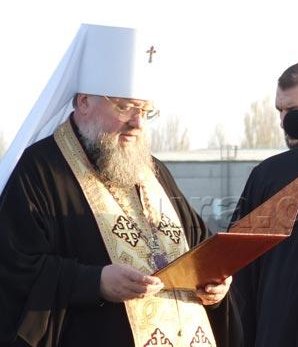 «То, что происходит в Донбассе, волнует всю Украину». Донецкие епископы УПЦ призвали земляков не воевать друг с другом