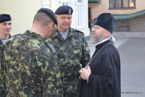 «На пороге войны» Украины с Россией УПЦ начала сбор средств на поддержку украинской армии