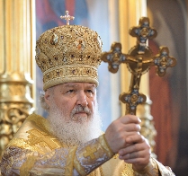 Патриарх Кирилл призвал духовенство не выходить за рамки "божественного мандата" в Украине