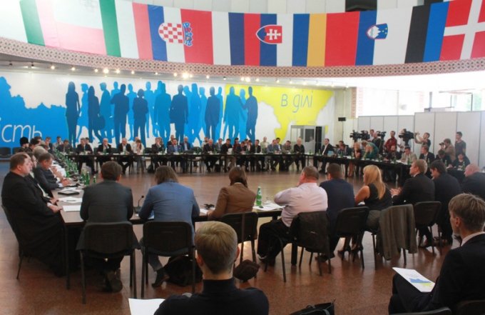 Предстоятелі УПЦ КП та УГКЦ увійшли в наглядову раду Національного форуму «Трансформація України»