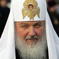 Патриарх Кирилл связал убийство грабителями жены днепропетровского священника со "сложным положением" УПЦ