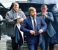 Вадим Новинский обещает «никаких насильственных акций, никакого применения силы или призывов к свержению существующего режима» со стороны крестного хода УПЦ