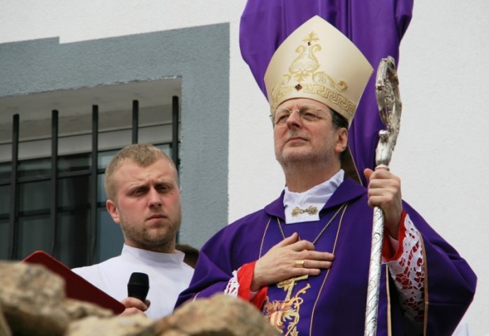 Нунцій: "Поділи і боротьба між християнами є знаком того, наскільки ми примітивні та неуки"