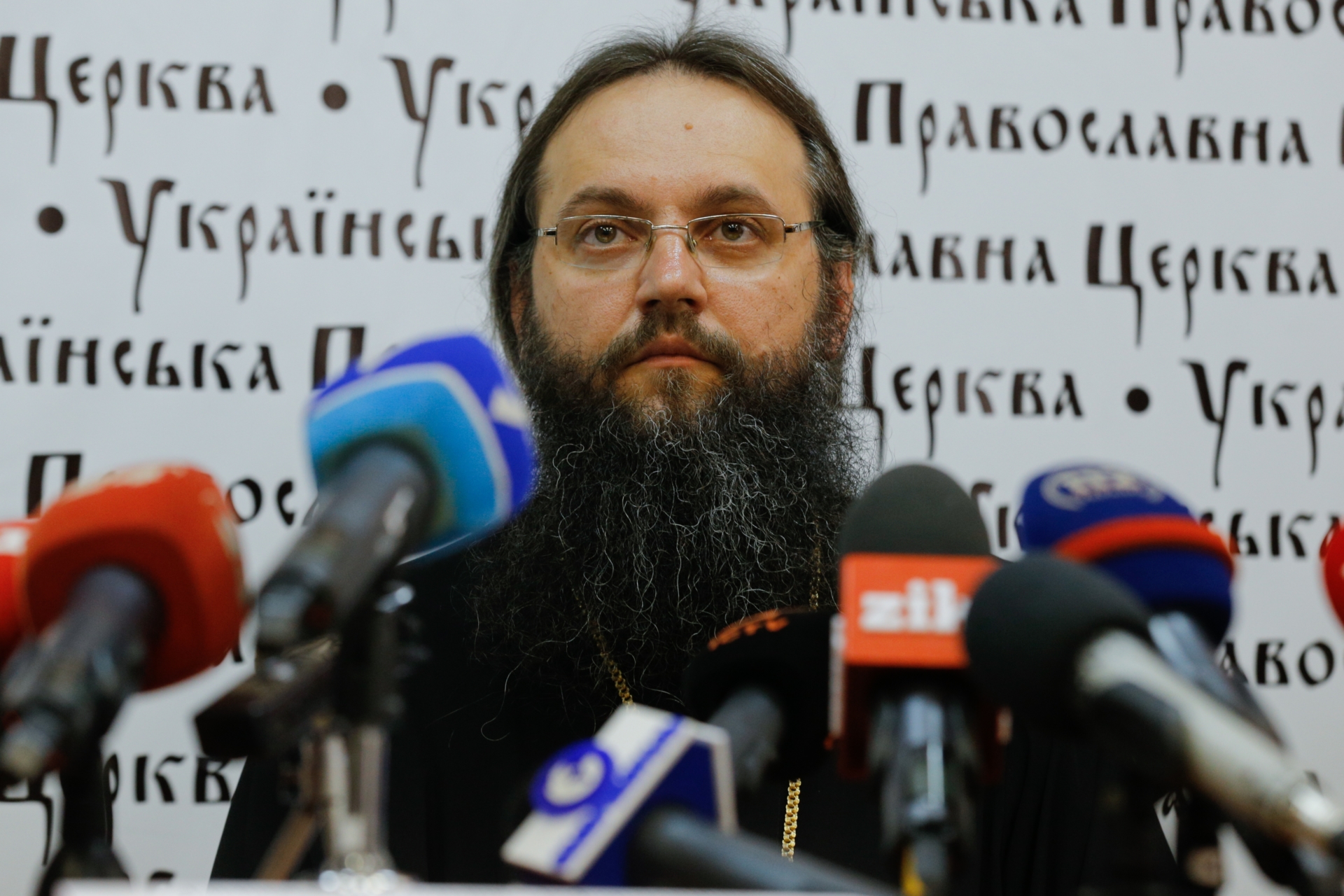 Епископ-спикер УПЦ обещает "гнев Божий на государство", если депутаты примут законы, мешающие УПЦ