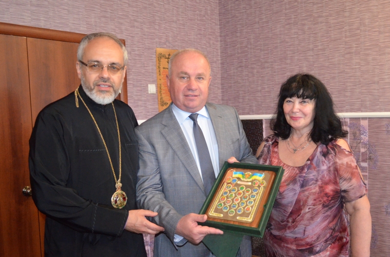 Єпископ УПЦ Константинопольського Патріархату зустрівся на Кіровоградщині з головою обласної ради