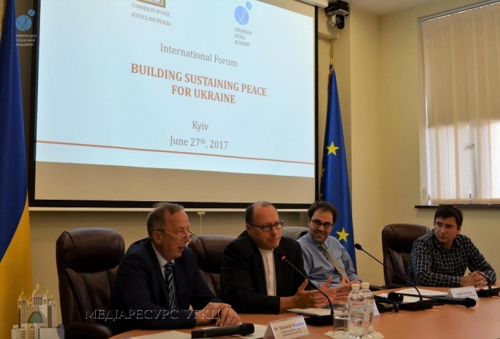 УГКЦ і Українська соціальна академія провели міжнародний форум «Шляхи розбудови миру в Україні»