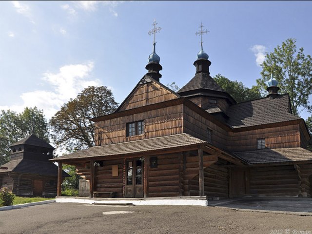 У Коломиї православні з греко-католиками посварилися через місцевий храм У Коломиї православні з греко-католиками посварилися через місцевий храм