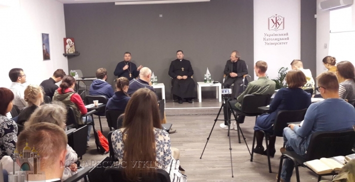 У Києві відбувся богословський диспут "Біблія про єдність Церкви"