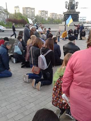Неужто Донецк оказался грешнее всех городов Украины?