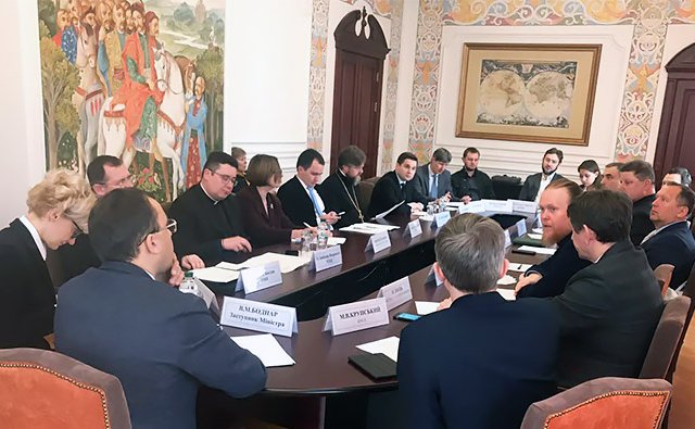 МЗС співпрацюватиме з церквами у справі відновлення релігійної свободи в ОРДЛО МЗС співпрацюватиме з церквами у справі відновлення релігійної свободи в ОРДЛО