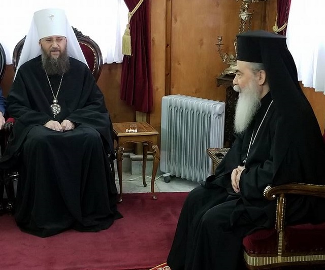 Єрусалимський патріарх молиться за Україну і бажає главі УПЦ "сили, щоб подолати розкол"