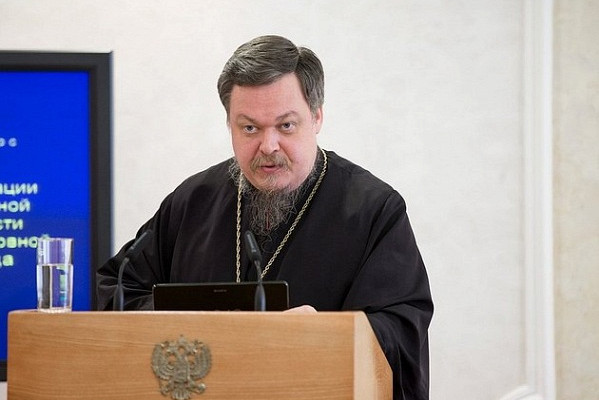 Влиятельный протоиерей РПЦ назвал главу УПЦ вероятным преемником патриарха Кирилла