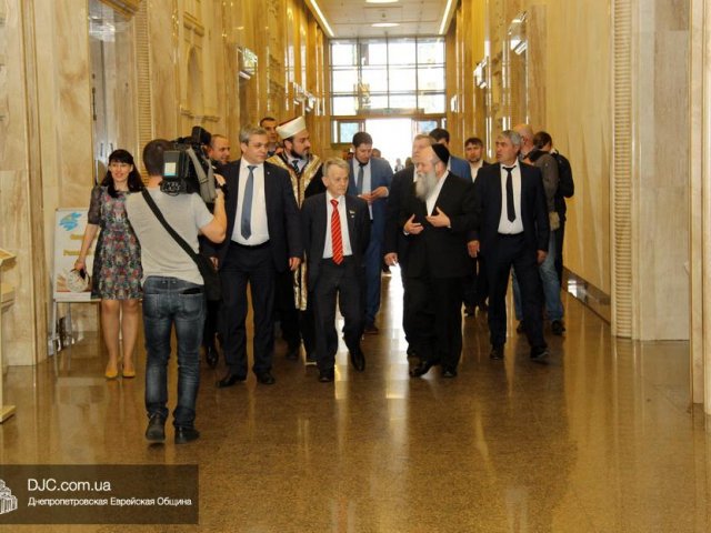 ������ �������� ����� ����������� � ������ � �������� ���������, ����� �������� ���� ������������� �������� ����������� ������