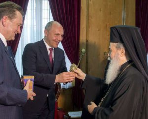 Єрусалимський патріарх погодився з головою парламенту України, що українці мають право на свою незалежну церкву