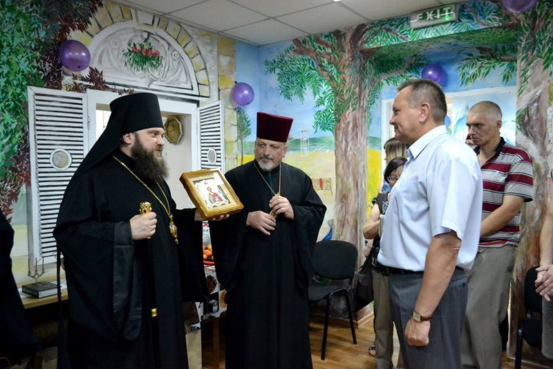 Єпископ УПЦ КП відвідав відкриття реабілітаційного психо-неврологічного центру