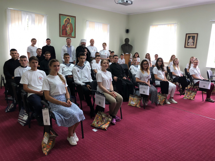Глава УГКЦ та італійський кардинал відкрили четверту благодійну школу для семінаристів та дітей з родин учасників АТО, переселенців, дітей-сиріт