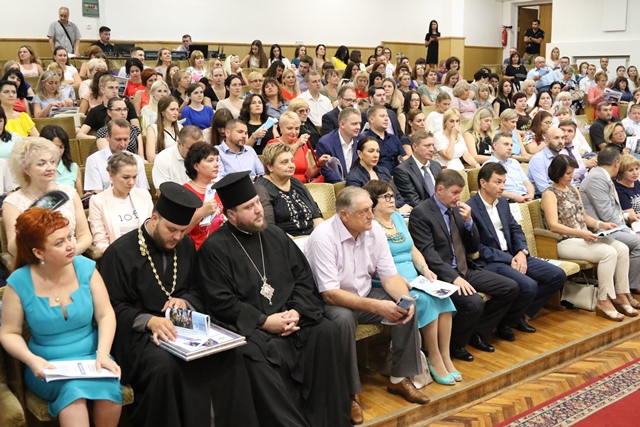 Єпископ УПЦ КП привітав працівників юстиції зі 100-річним ювілеєм