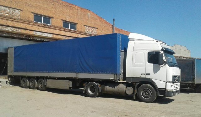 Баптисти доставити близько 90 тонн гуманітарного вантажу на Донбас Баптисти доставити близько 90 тонн гуманітарного вантажу на Донбас