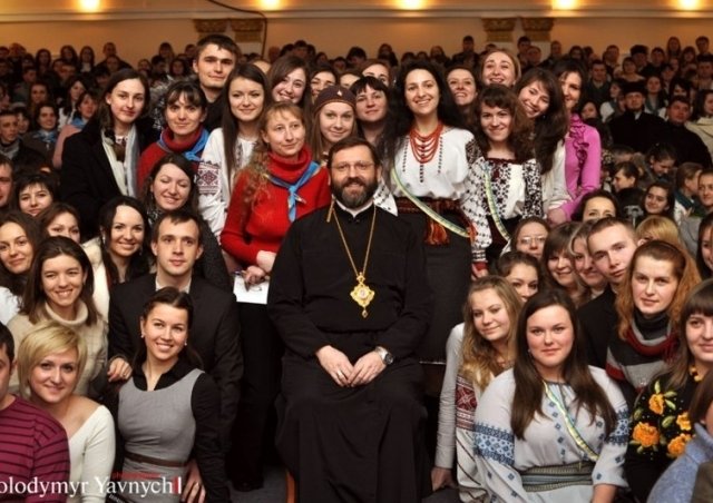 Глава УГКЦ: Сварливі бабусі у храмі, священик з формальними обов’язками, закрита в собі Церква не приваблюють молодь Глава УГКЦ: Сварливі бабусі у храмі, священик з формальними обов’язками, закрита в собі Церква не приваблюють молодь