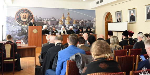 Науковці та церковнослужителі провели конференцію «Українська Церква в історії українського державотворення»