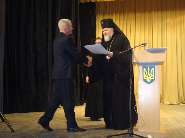 Архієпикоп УПЦ КП взяв участь у Всеукраїнському з’їзді волонтерів