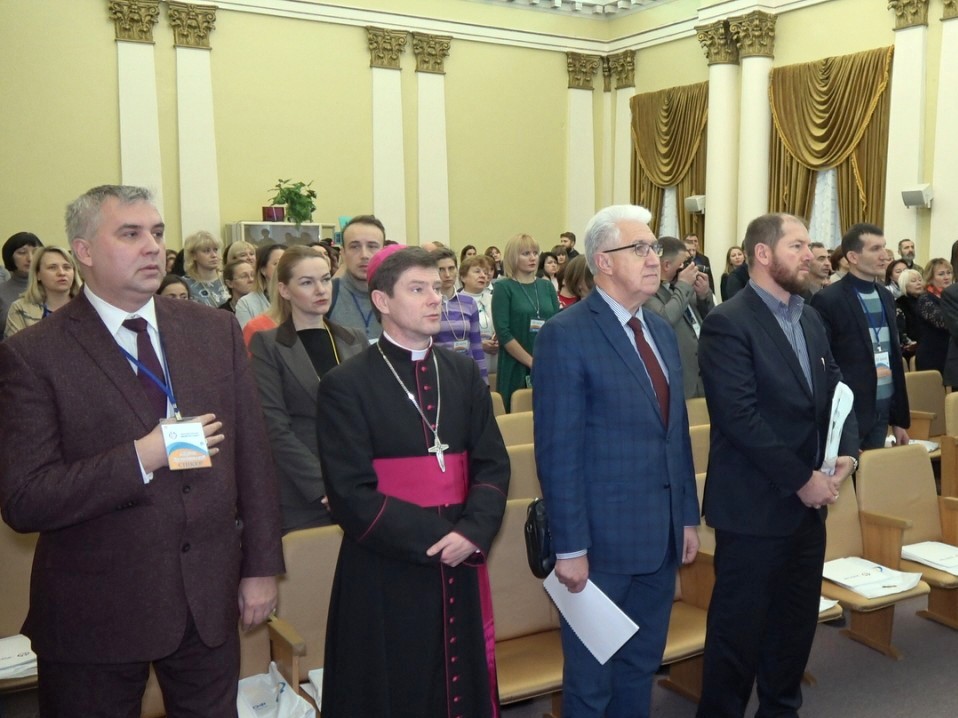 За участю влади і священнослужителів у Києві відбувся перший обласний «Форум сім’ї»