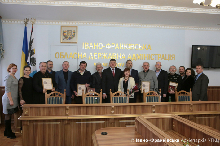 Прикарпатським митцям вручили премію імені патріарха Володимира Романюка та митрополита Андрея Шептицького