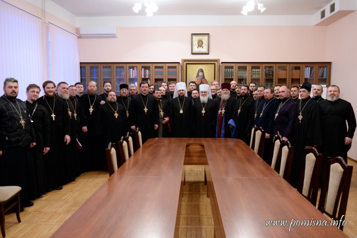 Колишній глава УАПЦ представив духовенство Київської єпархії предстоятелю ПЦУ