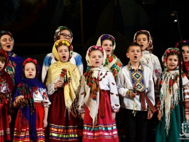 100 тисяч гривень для нужденних зібрав благодійний концерт у Волинській єпархії УПЦ (МП) 100 тисяч гривень для нужденних зібрав благодійний концерт у Волинській єпархії УПЦ (МП)