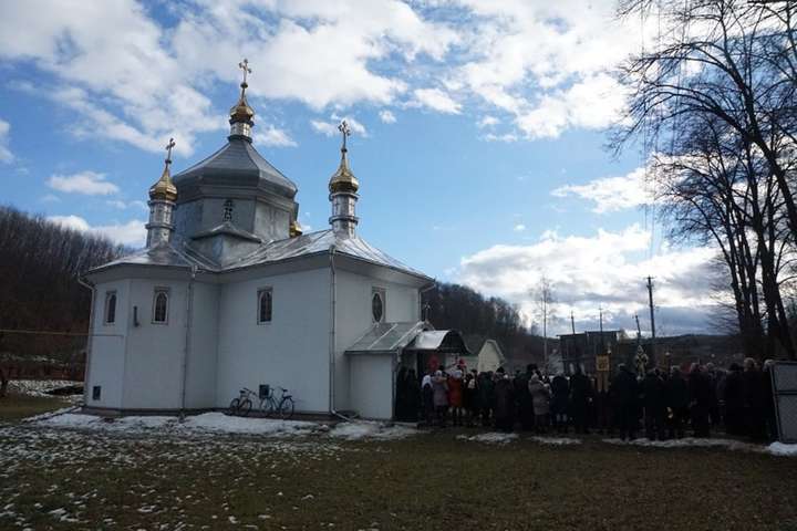 У Чернівецькій області побилися священики через перехід церкви до ПЦУ