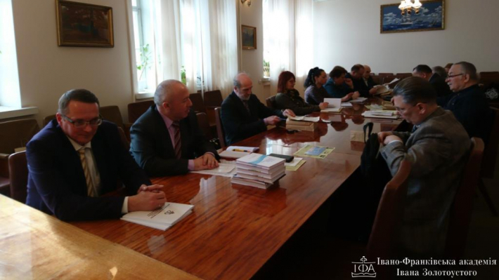 Підписана угода про співпрацю між академією УГКЦ, Інститутом філософії та Національним заповідником