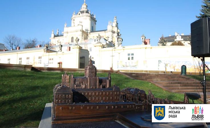Львівська влада готова долучитися до відновлення Митрополичих садів