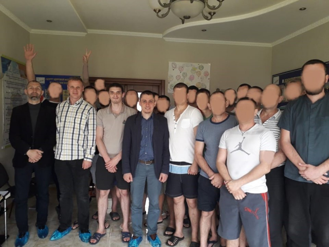 Імам прочитав у реабілітаційному центрі Дніпра лекцію про алко- і наркозалежність