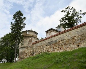 �� �������� � �������� ����������� �V-�V��� ������� ������ �������