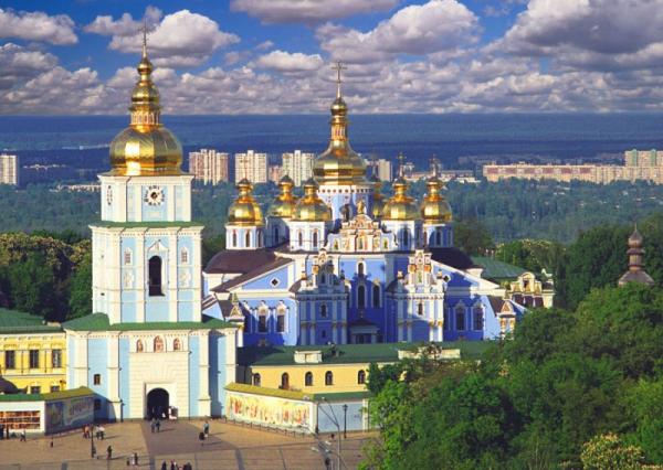 Філарет вимагає в суді нікому не віддавати Михайлівський собор