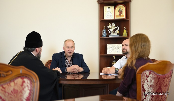 ПЦУ та МОЗ України виступають проти антивакцинаційних настроїв у суспільстві