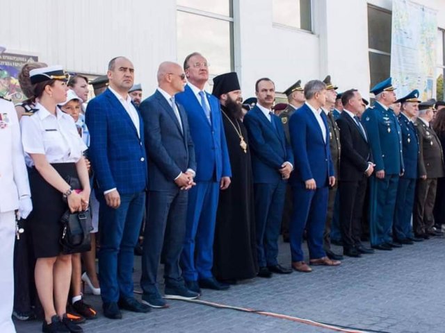 Єпископ ПЦУ взяв участь в урочистостях з нагоди Дня Військово-морських сил України Єпископ ПЦУ взяв участь в урочистостях з нагоди Дня Військово-морських сил України