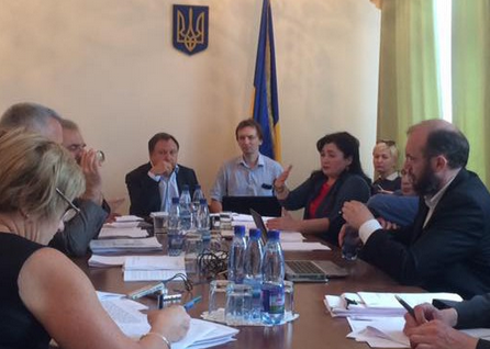 Питання релігії, культури, ЗМІ, молоді, спорту і сім