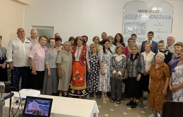 У Харкові адвентисти запроваджують україномовні служіння У Харкові адвентисти запроваджують україномовні служіння