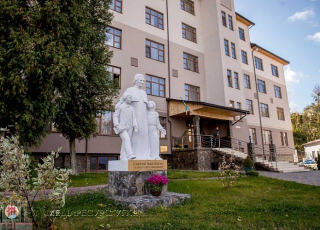 � ���������-���������� ������� ���� ������� �Autobosko Lviv�