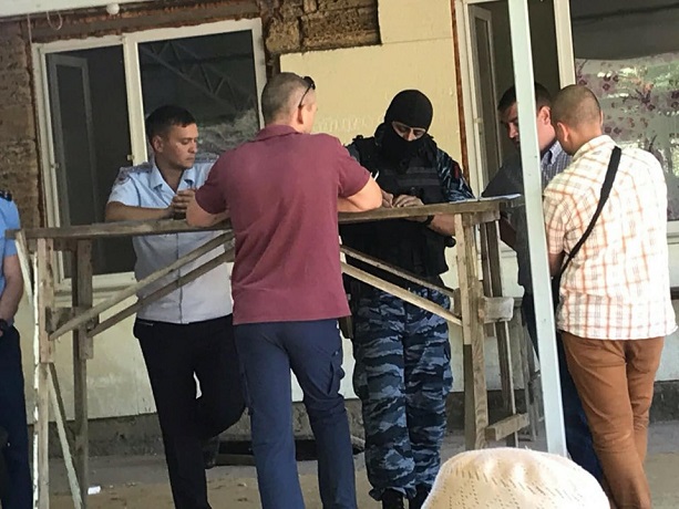 Суд в Крыму прекратил преследование имама, обвиняемого в незаконной миссионерской деятельности