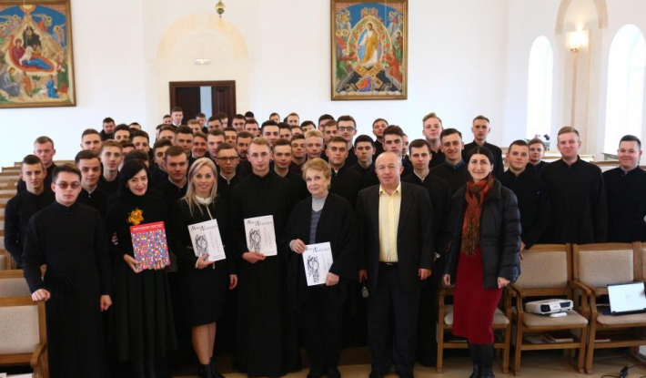 Студент академії УГКЦ упорядкував збірник духовних творів Миколи Леонтовича