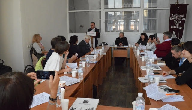 У Харкові за участю духовенства відбулася міжнародна конференція «Сміхова культура середньовічної і ранньомодерної України»